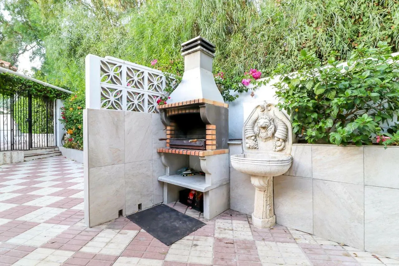 Villa Vita In Elviria ماربيا
